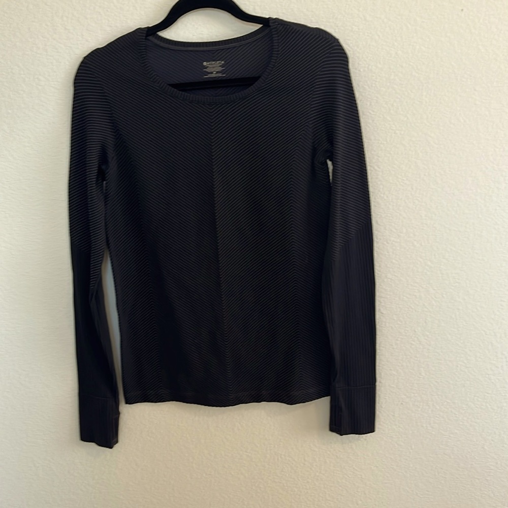 Stretchy long sleeve casual top